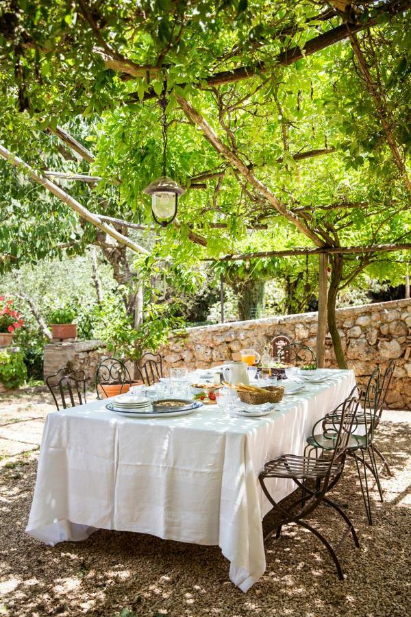 Agriturismo Biologico Ebbio Villa มอนเตริจโจนี ภายนอก รูปภาพ