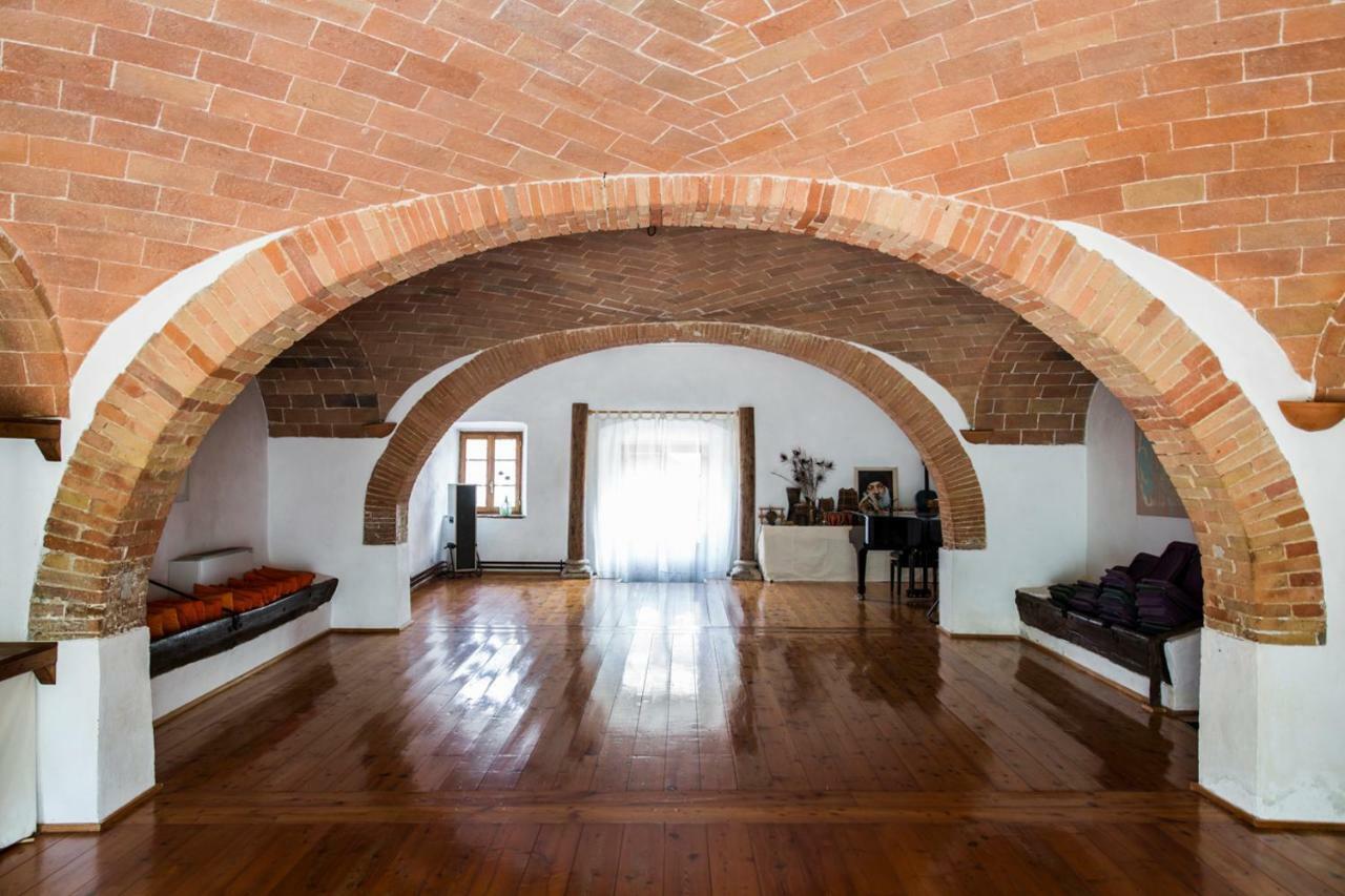 Agriturismo Biologico Ebbio Villa มอนเตริจโจนี ภายนอก รูปภาพ